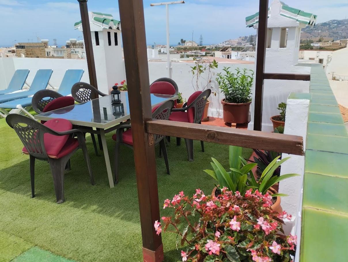 Casa Con Terraza Privada Villa Nerja Luaran gambar