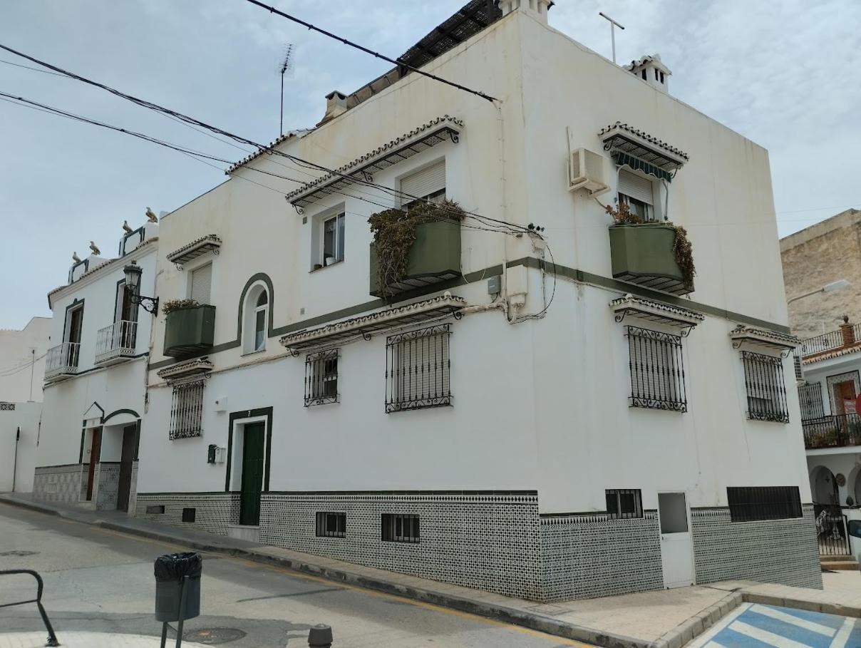Casa Con Terraza Privada Villa Nerja Luaran gambar