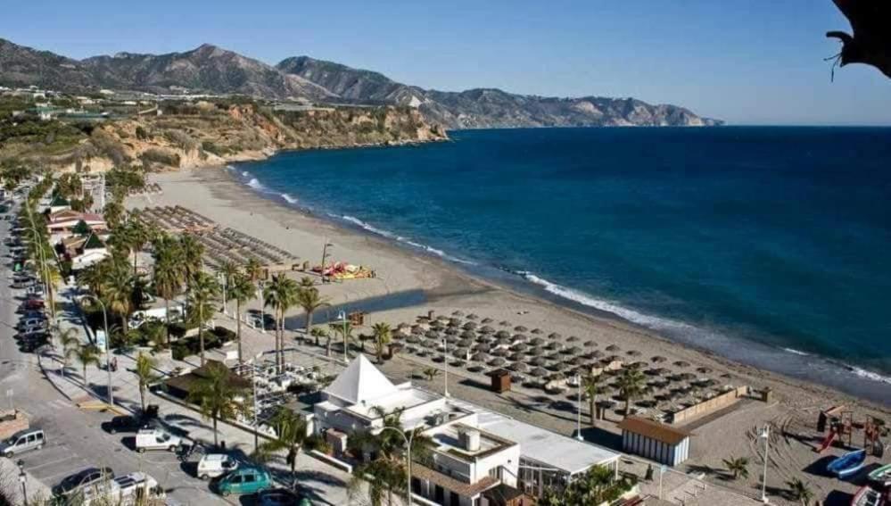 Casa Con Terraza Privada Villa Nerja Luaran gambar