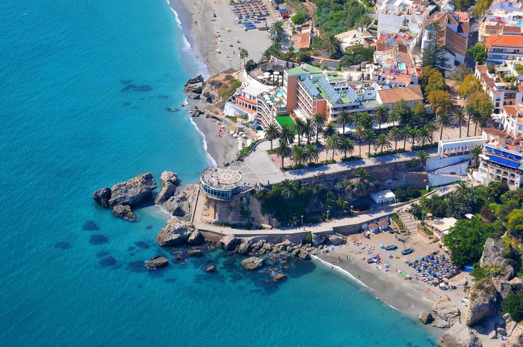 Casa Con Terraza Privada Villa Nerja Luaran gambar