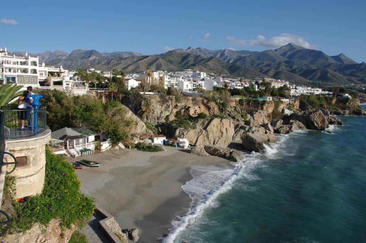 Casa Con Terraza Privada Villa Nerja Luaran gambar