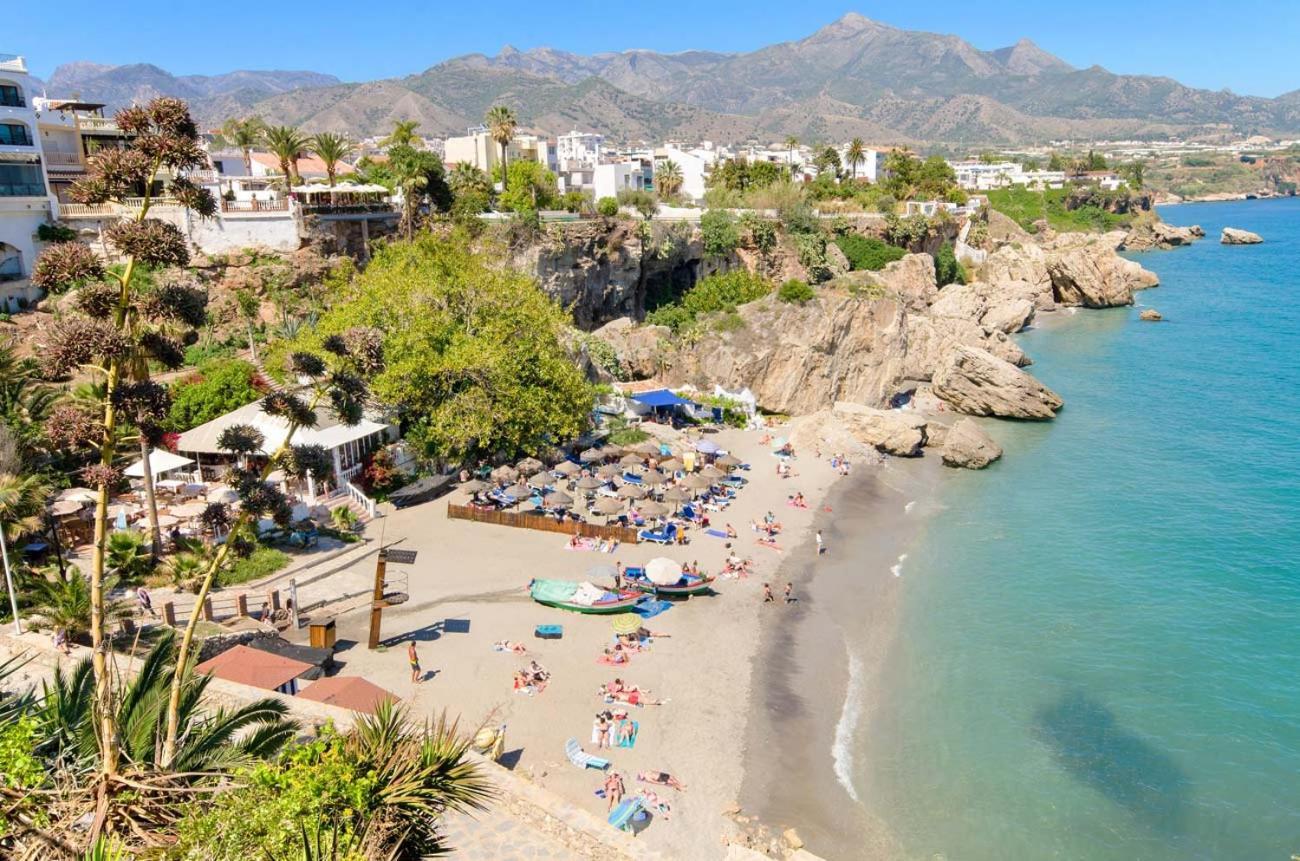Casa Con Terraza Privada Villa Nerja Luaran gambar